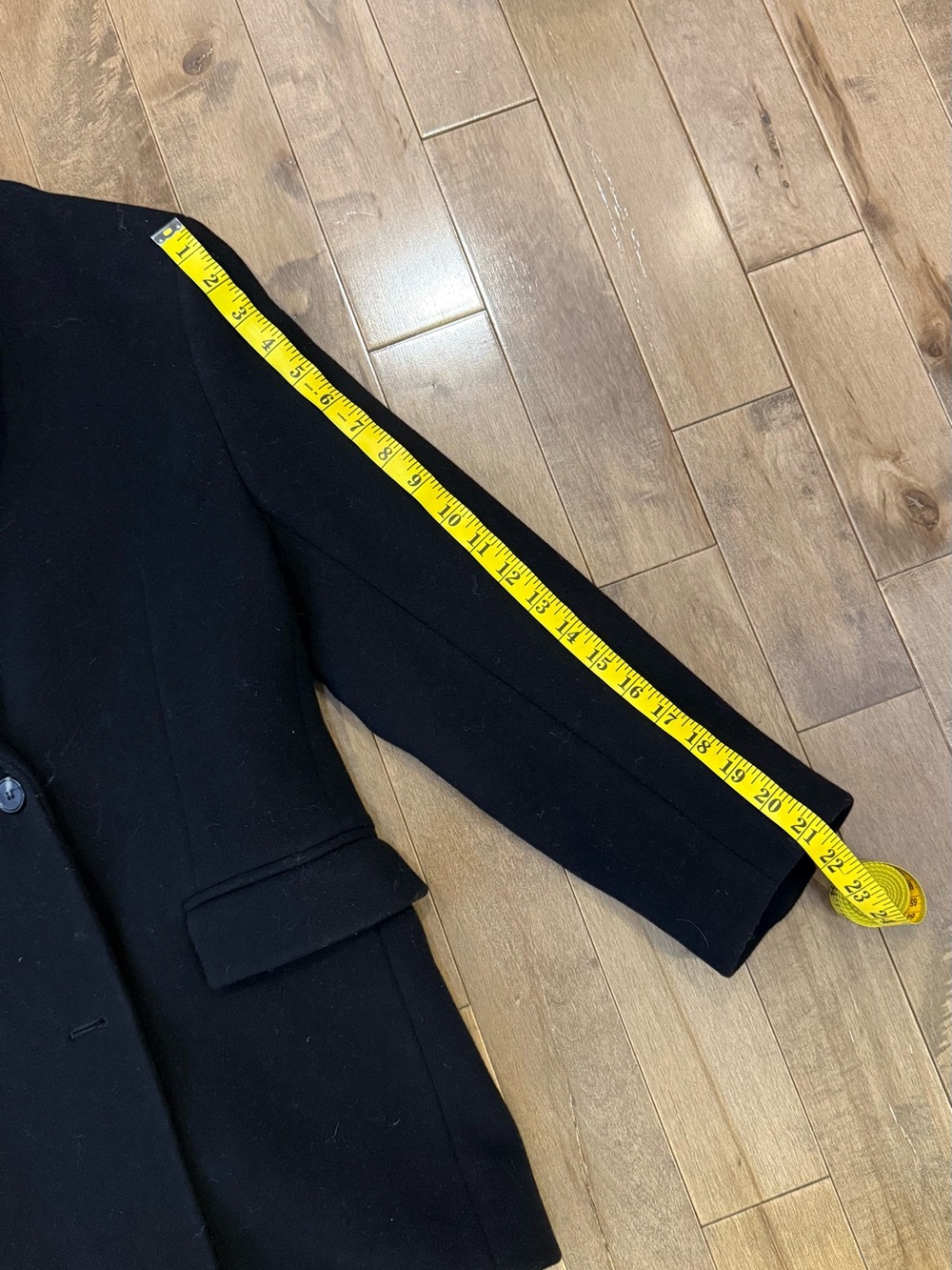 &OtherStories Oversized Straight Wool Blazer in Black 32 - Picture 10 of 13
